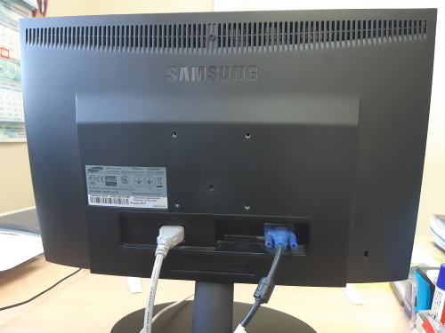 Мониторы LCD SAMSUNG 19"